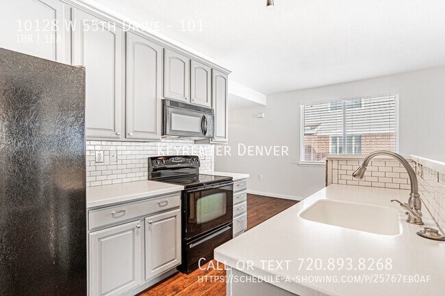 Foto del edificio - Sunlit Elegance 1 Bed 1 Bath Condo Near Ol...