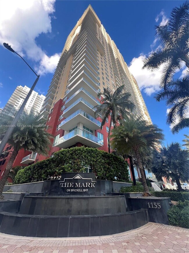 Building Photo - 1155 Brickell Bay Dr