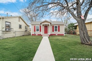 Foto del edificio - 2619 E Houston St