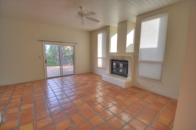 Building Photo - 2517 Tramway Terrace Ct NE