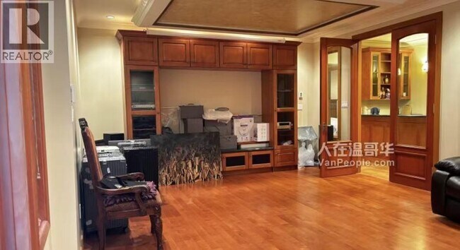 Photo du bâtiment - 6708 Cypress St