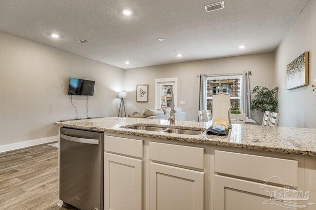 Foto del edificio - 1508 Farragut Way