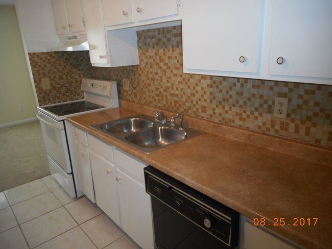 Foto del edificio - Completely Refurbished Townhouse