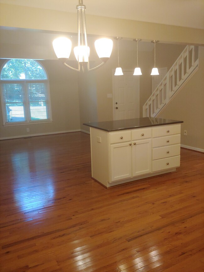 Building Photo - 13402 Whistlers Cove Ct