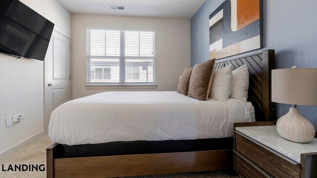 Foto del edificio - 11900 Marquina Blvd