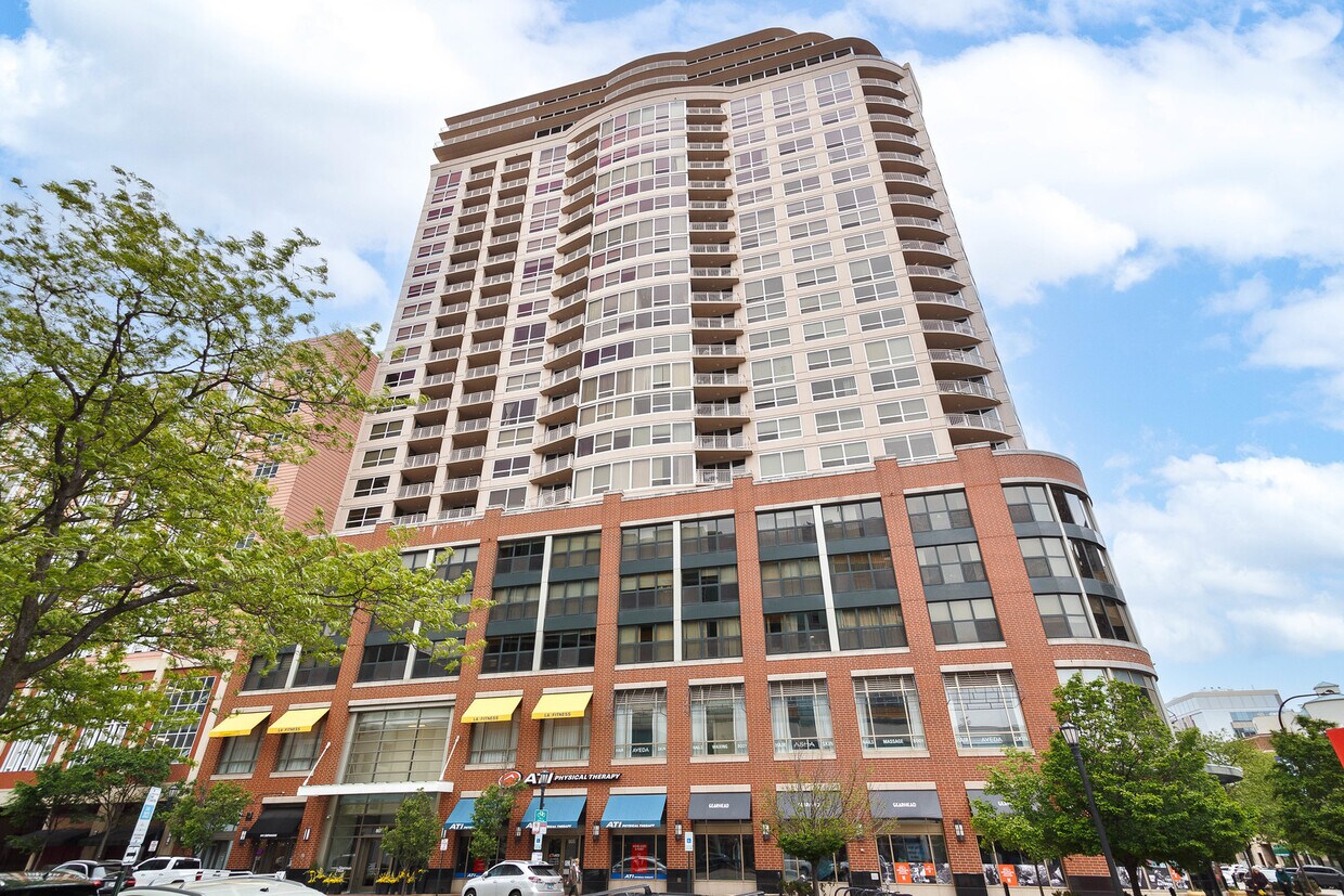 Foto principal - 807 Davis St