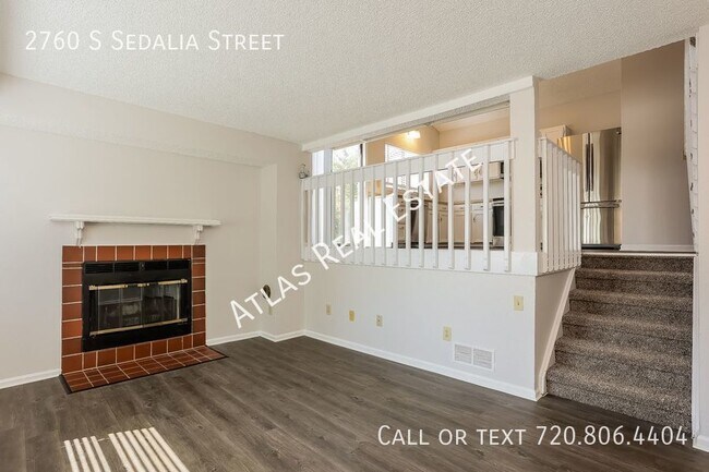 Building Photo - Split level 3 bed 2 bath home in Central A...