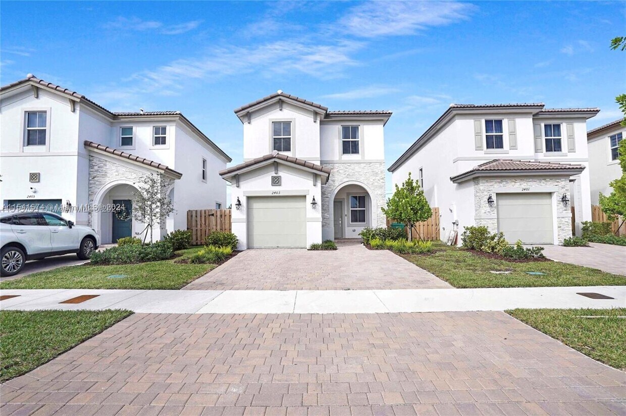 2403 NW 131st Cir, Westview, FL 33167 House Rental in Westview, FL