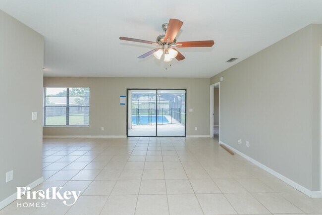 Foto del edificio - 2910 W Campbell Rd