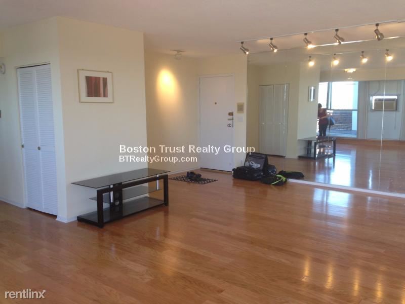 19 Winchester St Unit Apt 907, Brookline, MA 02446 Condo for Rent in