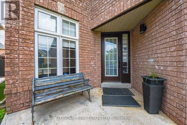 Photo du bâtiment - 3386 Gumwood Rd