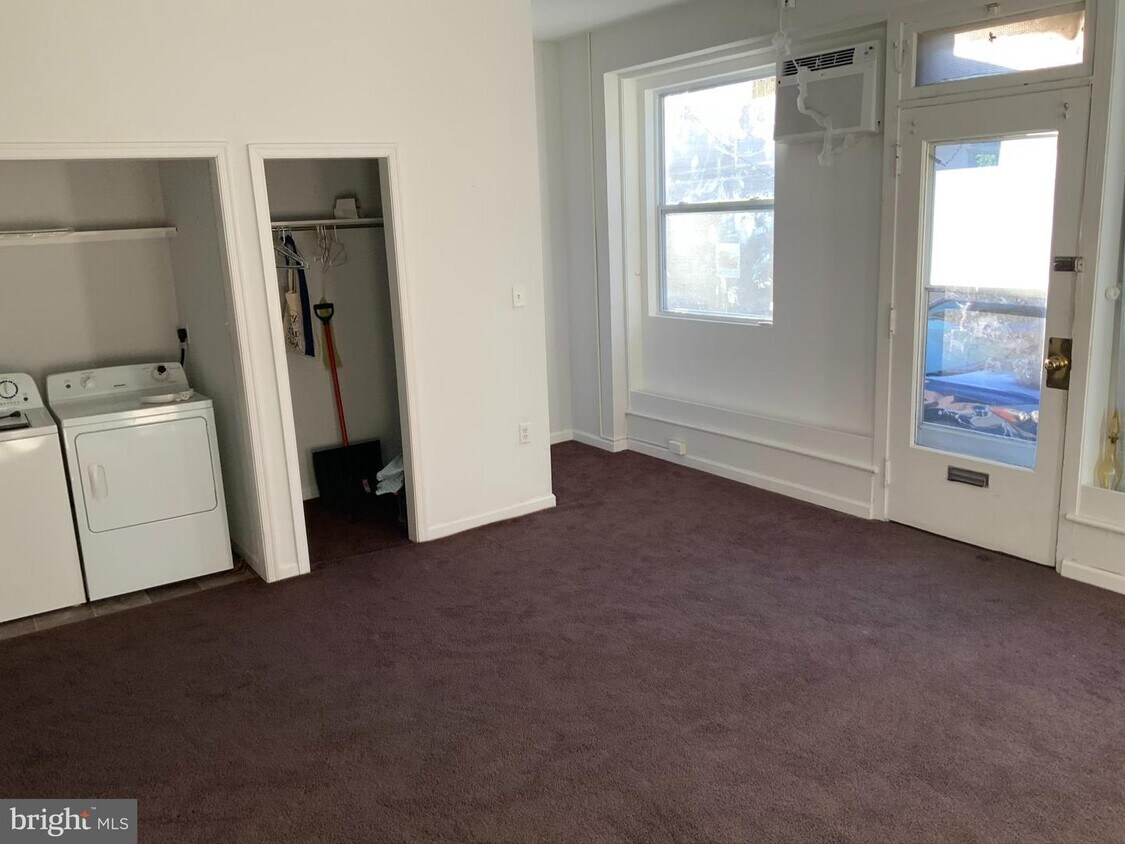 720 W Arch St, Pottsville, PA 17901 Room for Rent in Pottsville, PA