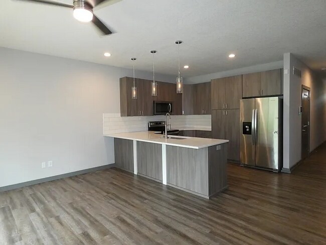 Foto del edificio - 7615 N Mercier Ct