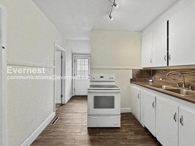 Foto del edificio - 247 S Hazel Ct