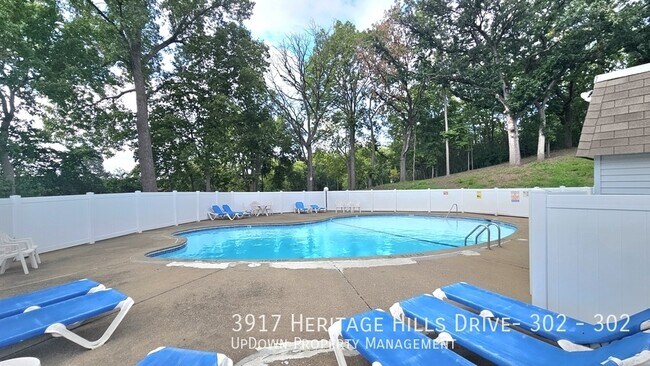 Foto del edificio - 3917 Heritage Hills Dr