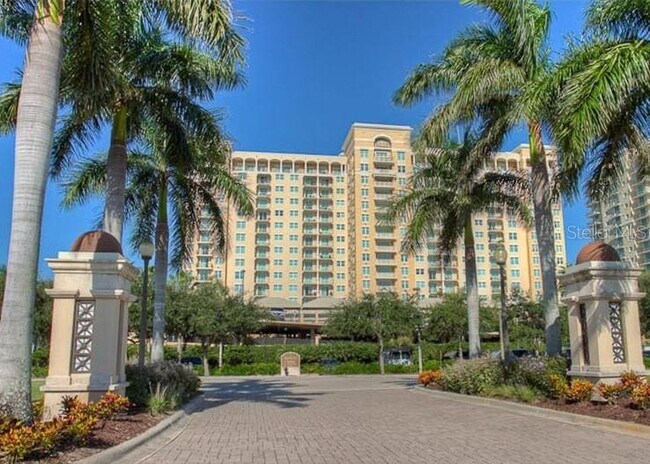 Building Photo - 750 N Tamiami Trl