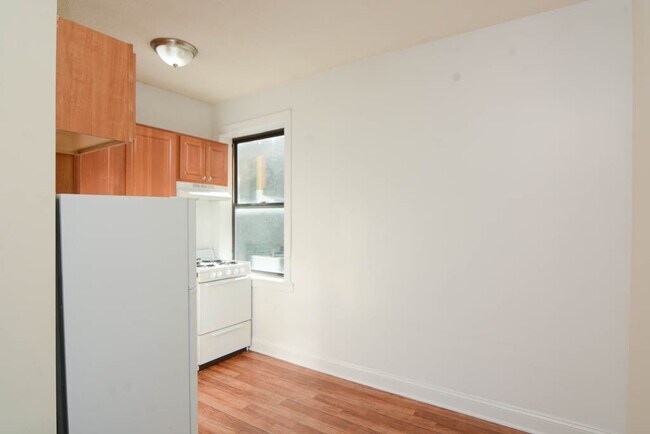 Foto del edificio - 1742 N Humboldt Blvd