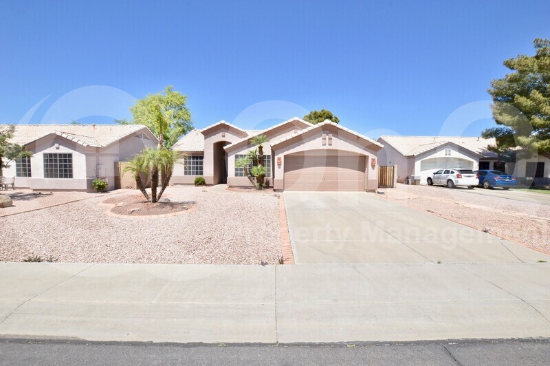 Foto principal - 432 W Silver Creek Ct