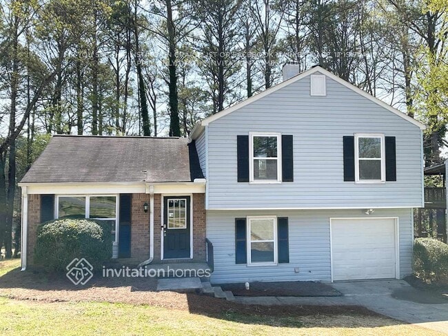 Building Photo - 880 Highland Terrace NE