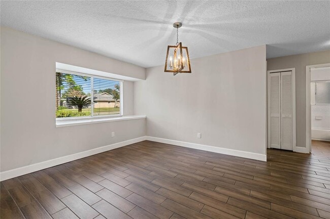 Building Photo - 385 N Crossbeam Dr