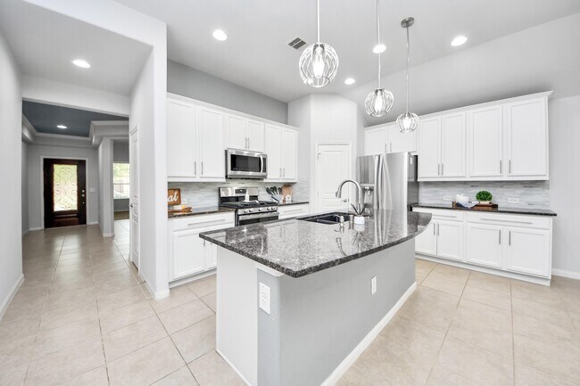 Building Photo - 24615 Ballad Dr