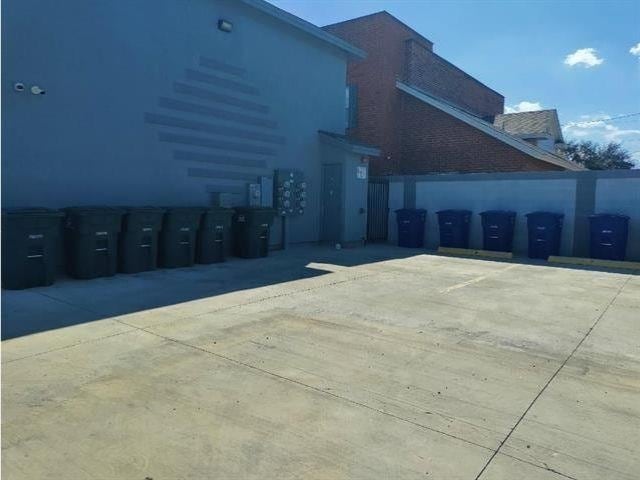 Foto del edificio - 2103 Napoleon St