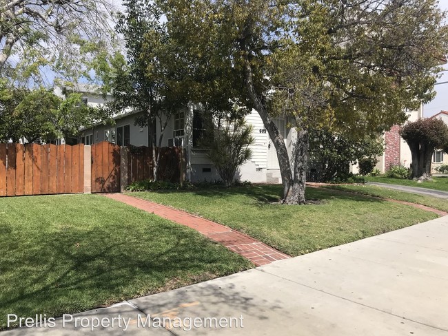 Building Photo - 603 E Chevy Chase Dr