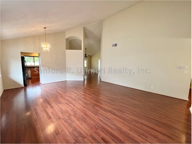 Foto del edificio - Malielie Street (3 bed/2 bath/2prkg) – Mil...