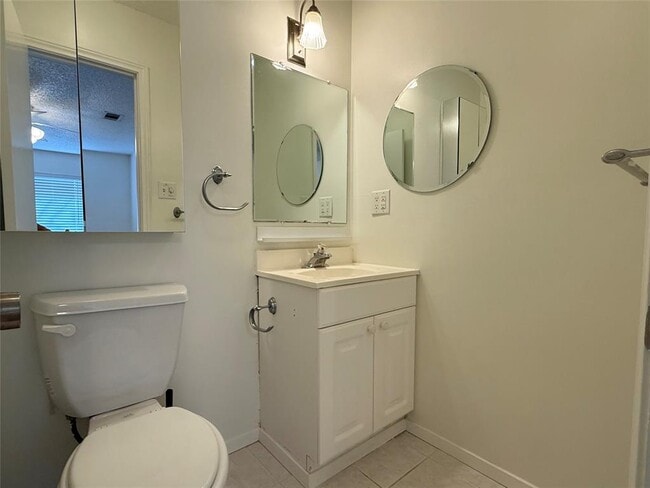 Foto del edificio - 11705 Cherokee St