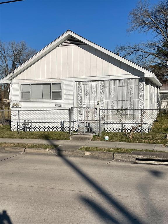 Primary Photo - 7914 Lockwood Dr