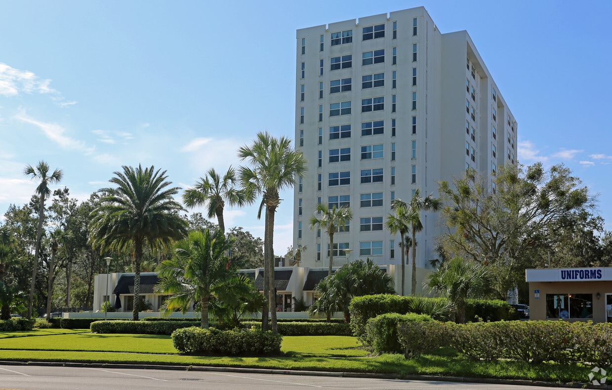 Foto principal - Serenity Towers on the St. Johns