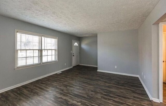 livingroom - 3459 Sutherland Dr