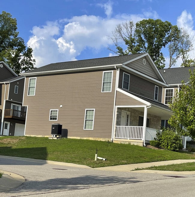 Building Photo - 1768 W Countryside Ln