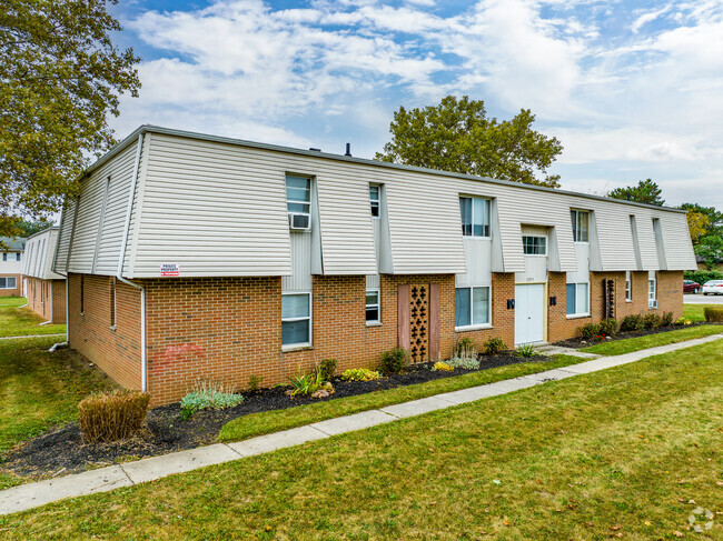 Foto del edificio - Professional Park Townhomes & Apartments