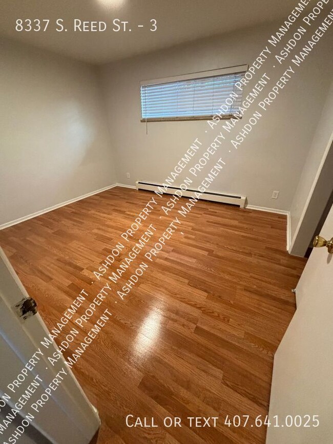 Building Photo - Updated 2 Bed 1 Bath Unit for Rent in Litt...