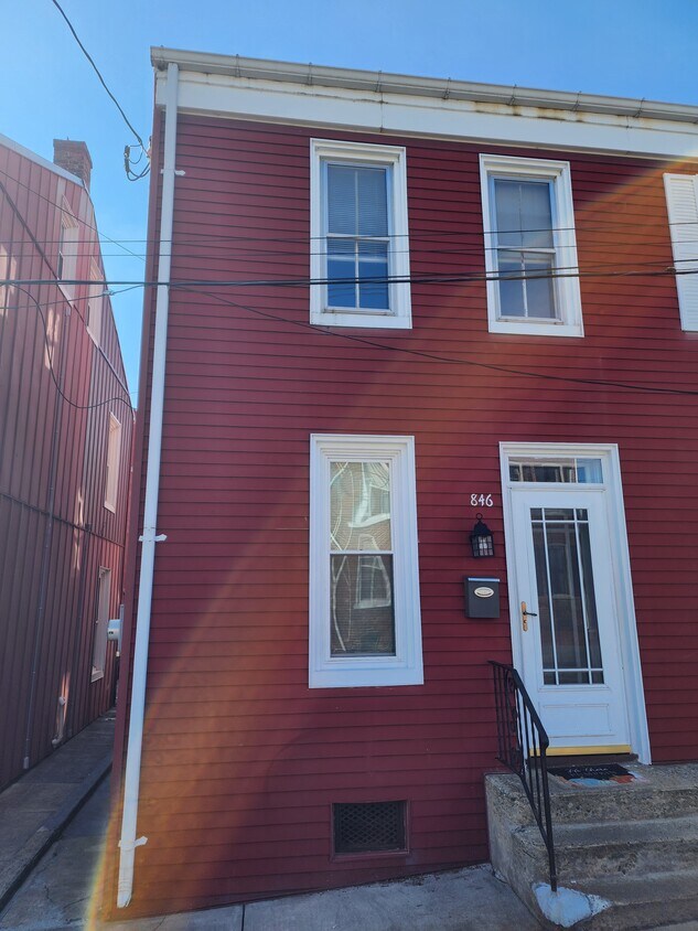 846 Wright St, Columbia, PA 17512 Townhome Rentals in Columbia PA