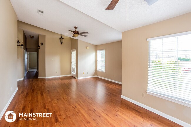 Building Photo - 1145 Charstone Dr