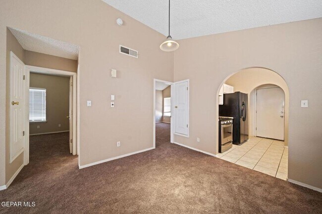 Foto del edificio - 12417 Bob Heasley Dr