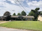 Primary Photo - 3 br, 2 bath House - 1311 Royal Oaks Court...