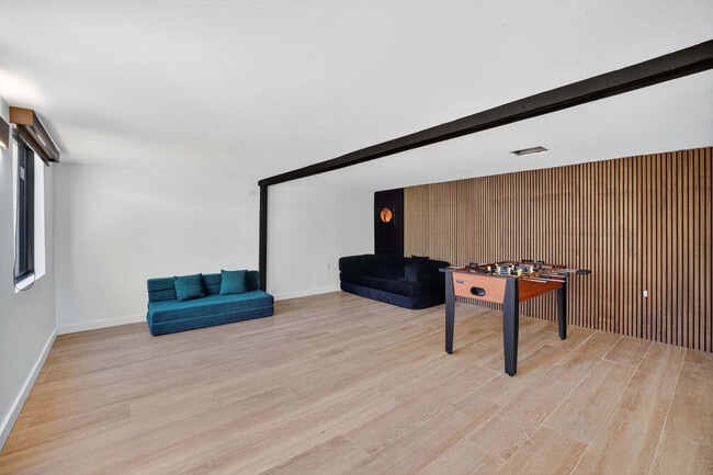 Foto del edificio - 511 S Riverhills Dr