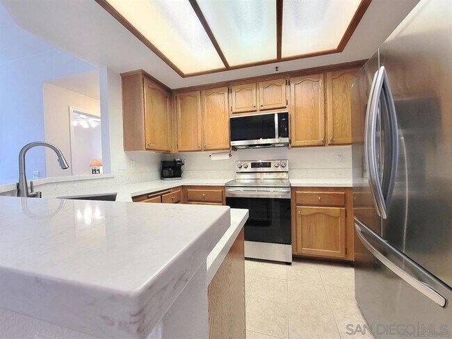 Foto del edificio - 5895 Friars Rd