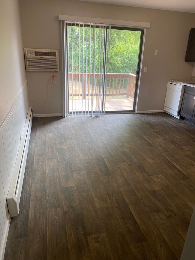 Foto del edificio - 1231-1237 60th Street SE