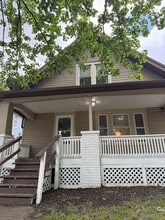 Building Photo - 1042 Neptune Ave