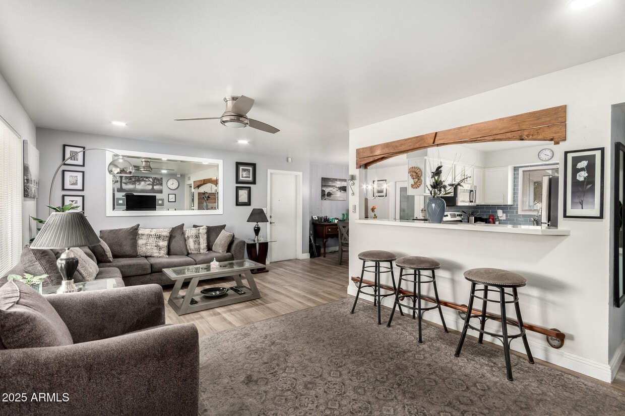 Foto principal - 5422 E Des Moines St