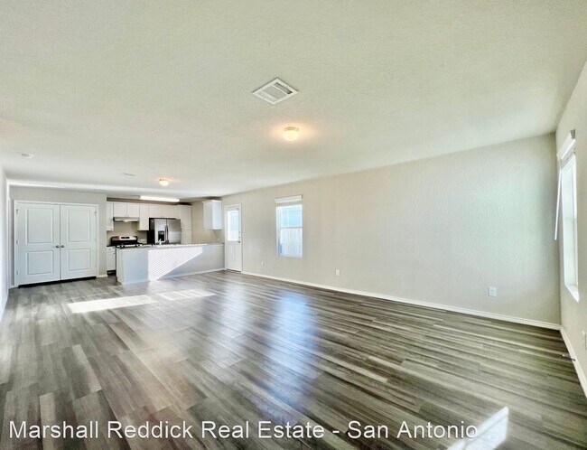 Foto del edificio - 3 br, 2 bath House - 8818 Lamus Wheel