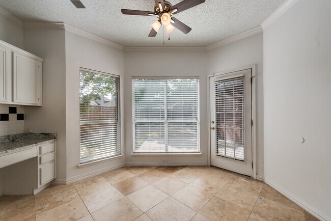 breakfast area - 6741 Amethyst Ln