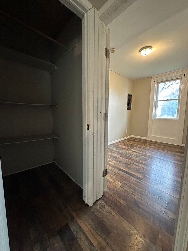 Bedroom 1 closet - 125 W Morris St