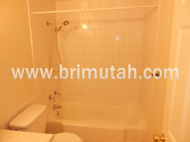 Foto del edificio - 517 1100 E