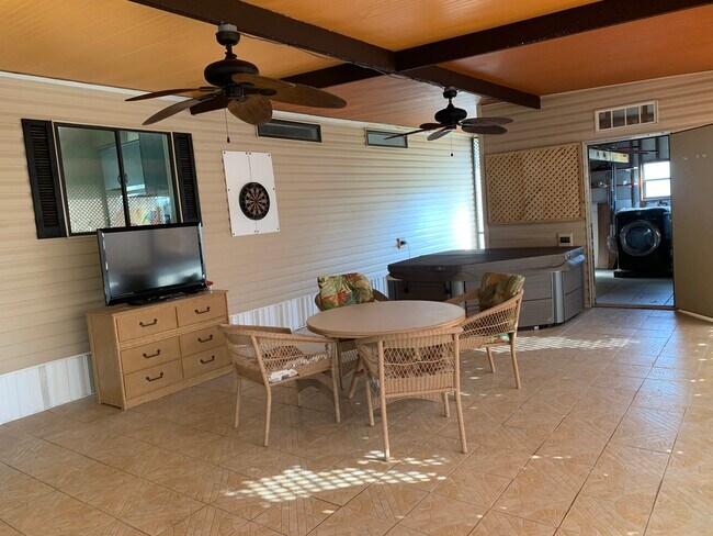 Foto del edificio - 210 Ocean Reef Ln