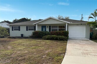 Building Photo - 1136 Illinois Dr